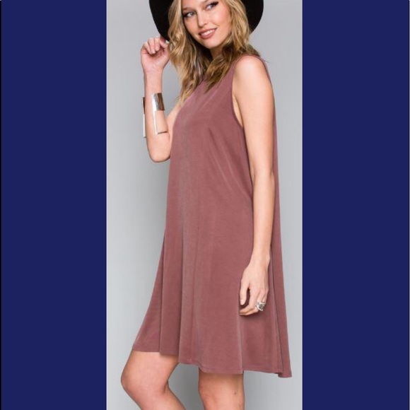 ❤️😍💙Vocal Sexy Dress with Back Cutout🥰🥰💕 - Picture 2 of 3